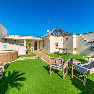 150Mq Rooftop Paradise - Spacious Private Terrace